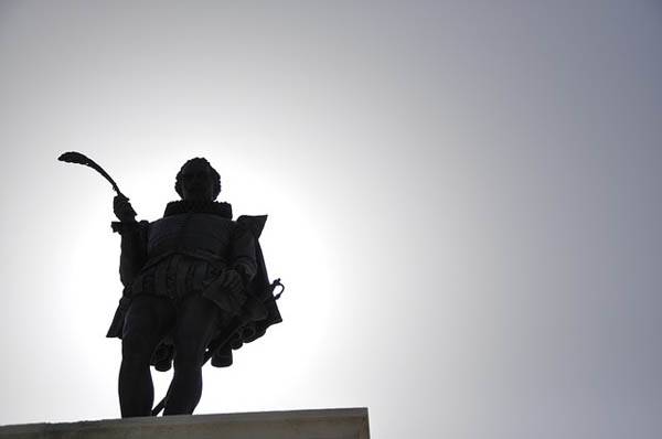 Estatua de Cervantes en Alcalá