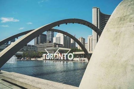 Toronto, centro cultural y económico de Canadá